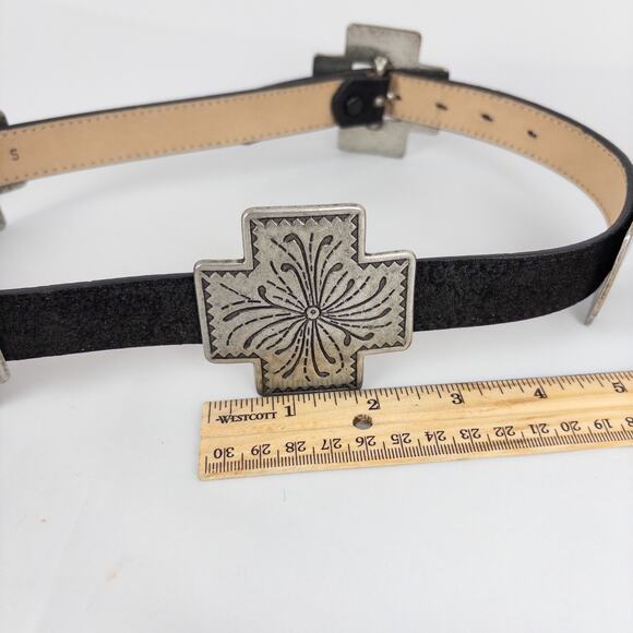 Gotcha Covered Black Leather Belt Large Crosses Concho Style Western Size Small - Picture 5 of 13